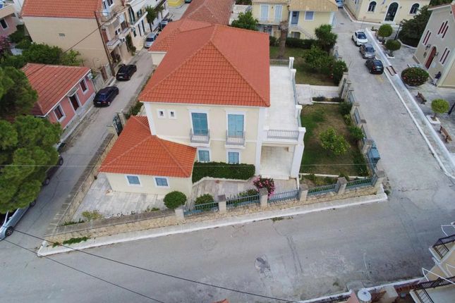 Villa for sale in Lixouri, 28200, Greece