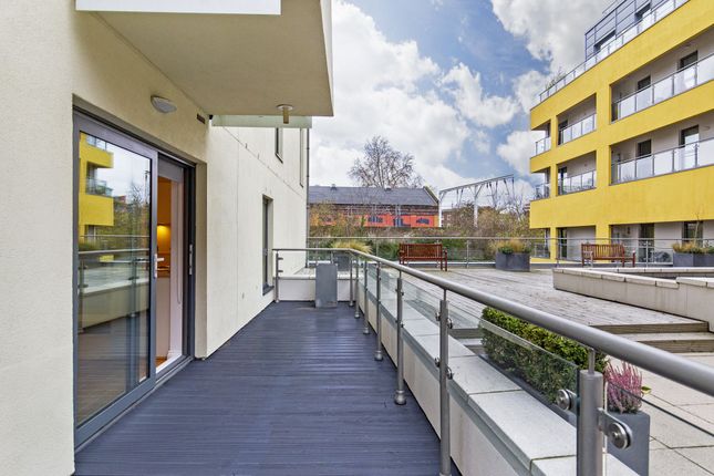 Flat 4, Lock House, London photo 4