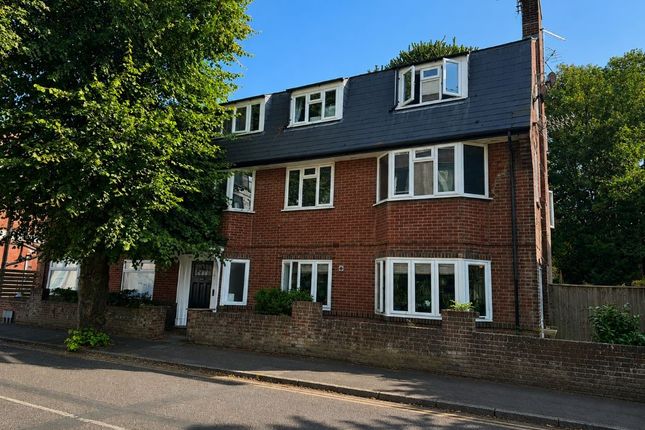2-bed flat on Flat 2 Clifton Court, Heathcote Road, Bournemouth, Dorset, BH5 1EY, £75,000