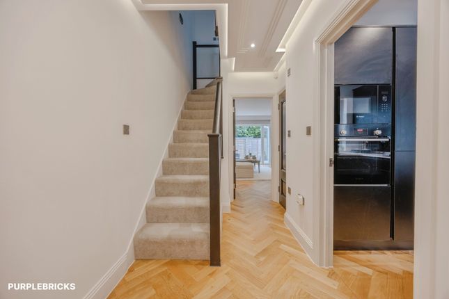 9, Pinecoat Drive, Kenley photo 4