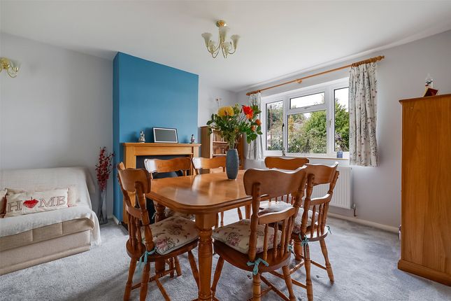 34, Elmwood Road, Surrey photo 4