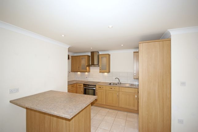 Flat 1, 3, Thames Street, Witney photo 2