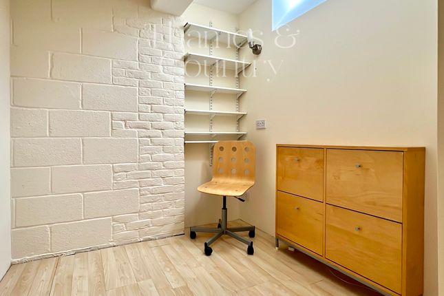 Study / 4th Bedroom