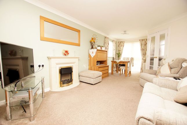 23, Anchorage Court, Lee-On-The-Solent photo 2