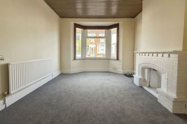 42 Curtis Street, Swindon photo 4