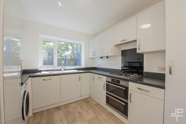 24, Wesley Street, Bolton photo 4