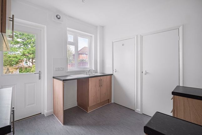 Thumbnail Property to rent in Mayeswood Road, London