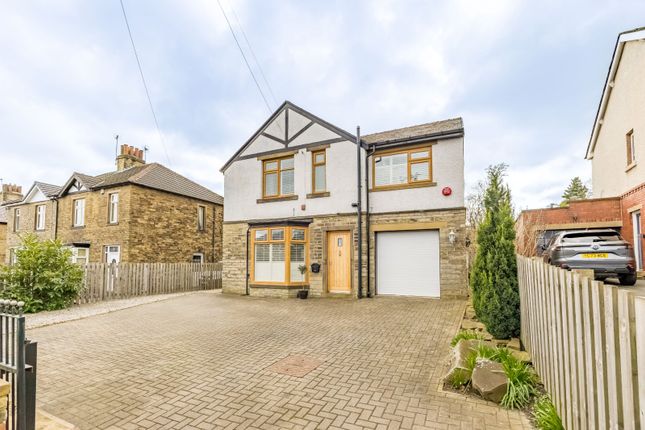 Thumbnail Detached house for sale in Wakefield Road, Huddersfield