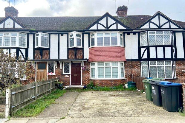 Thumbnail Property to rent in Cardinal Avenue, Kingston Upon Thames