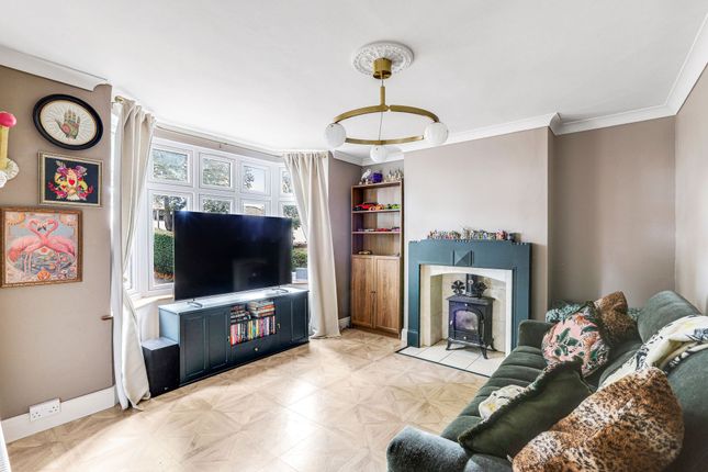 329 Heanor Road, Ilkeston photo 2