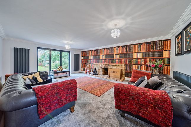 Abbie Woods, Newlands Drive, Maidenhead photo 4