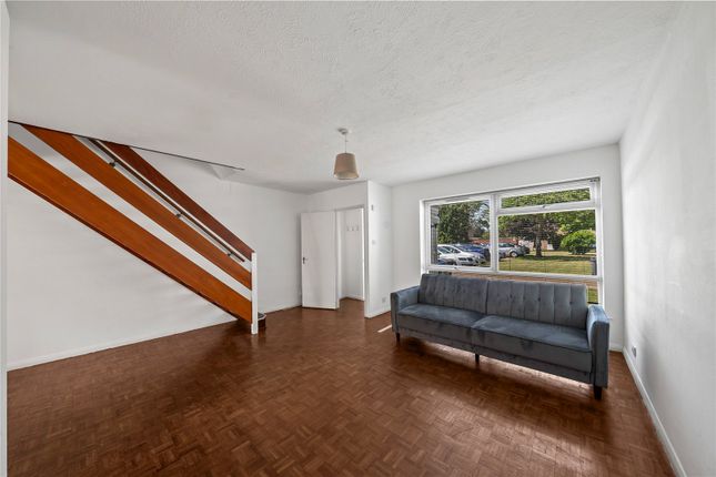 4, Newborough Green, New Malden photo 4