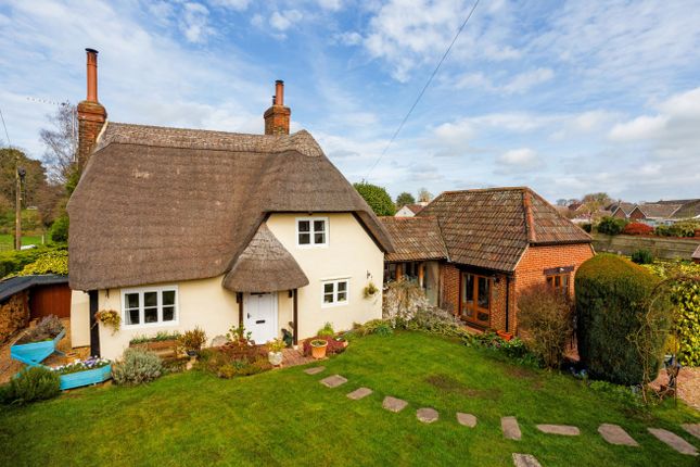 Thumbnail Detached house for sale in Raffin Lane, Pewsey