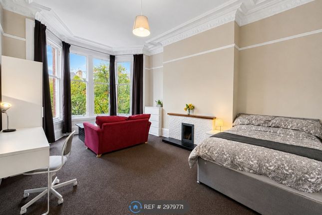 Wilton St, Glasgow photo 2