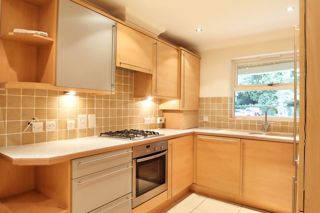 Flat for sale in The Avenue, Beckenham, Kent