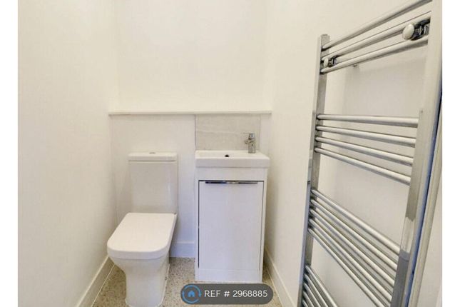 Darnley Road, Grays photo 5