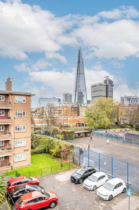 Flat for sale in Disney Place, Borough, London