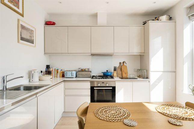 18C, North Birkbeck Road, Leytonstone photo 4