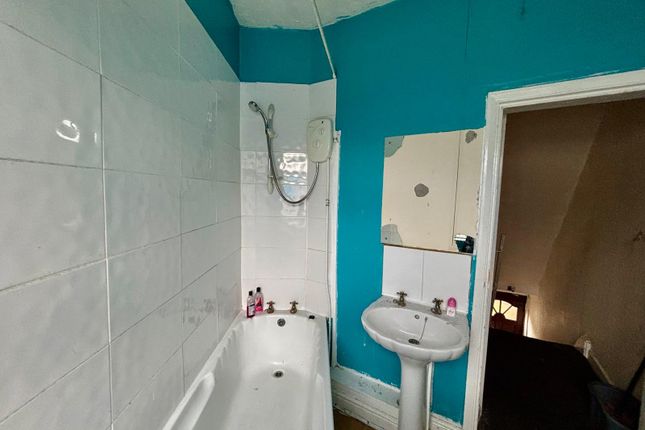 8 Jubilee Terrace, Crook photo 4