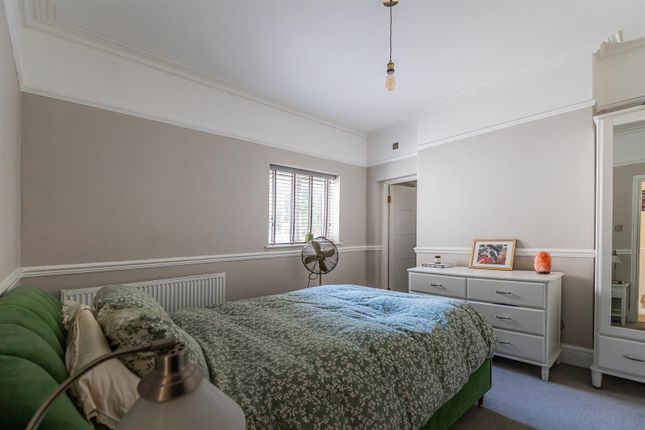 Sturminster Road, Cardiff photo 4
