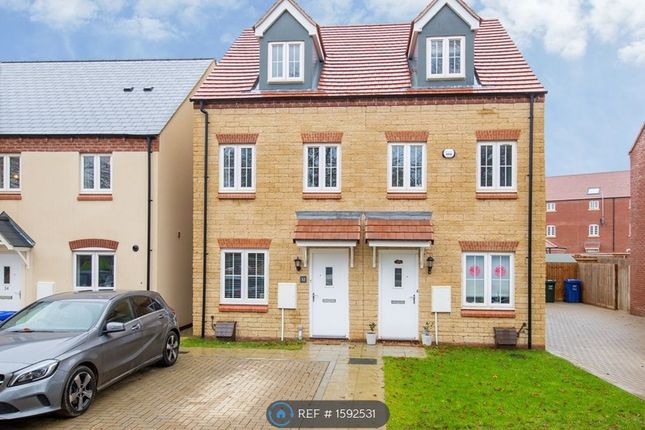 Thumbnail Semi-detached house to rent in Redcar Road, Bicester
