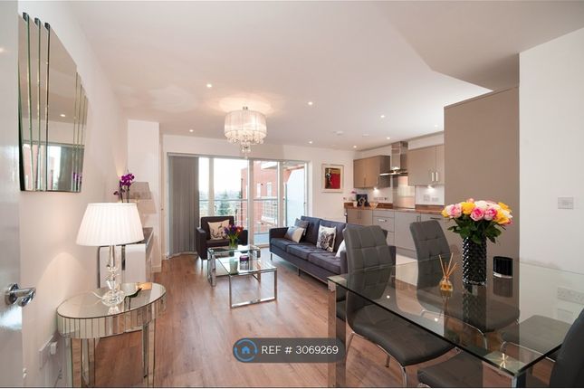 Flat, Kingston Road, London photo 2