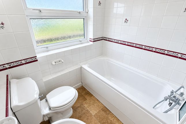2a, The Glebe, Stevenage photo 4