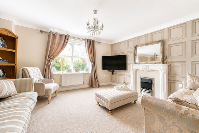 43, Porthallow Close, Orpington photo 4