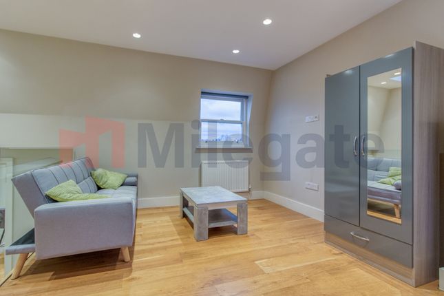 Thumbnail Studio to rent in New King Road, London