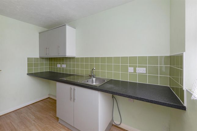29, The Shires, Paddock Wood photo 4