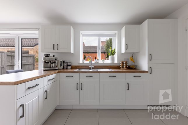 11, Keymer Close, Norwich photo 4