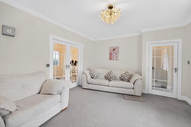 3, James Sym Crescent, Kilmarnock photo 4