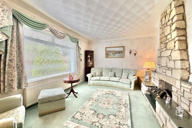 28, Birch Brae, Hamilton photo 3