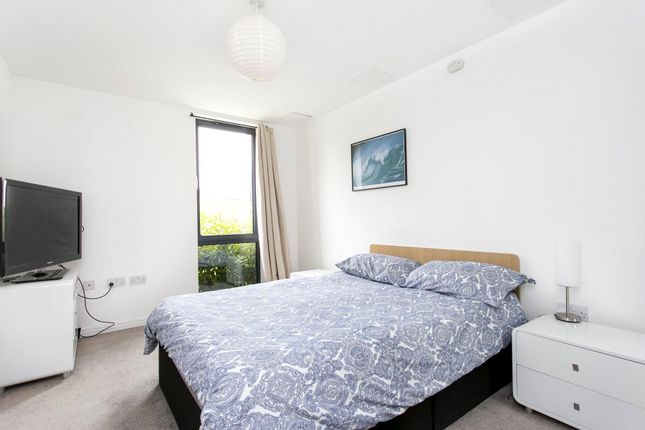 Flat for sale in Annabel Close, London
