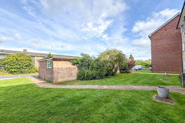 2, Elizabeth Court, Polegate photo 4