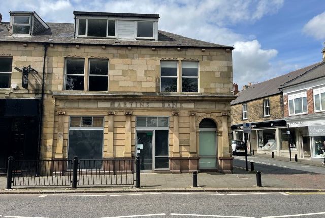 Retail premises to let in High Street, Gosforth