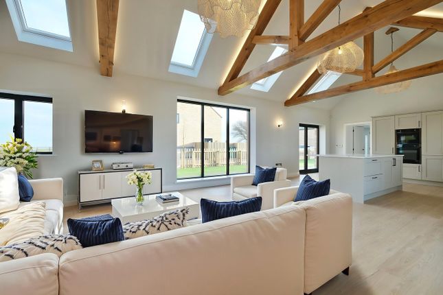 Long Barn, Manor Farm, Huntingdon photo 3