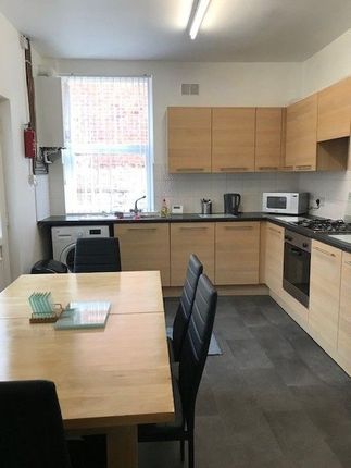 Terraced house to rent in Trafford Street, Preston