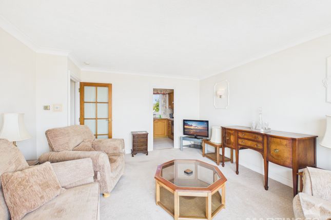 Flat 51 Rock Gardens, Rock Gardens, Bognor Regis photo 3