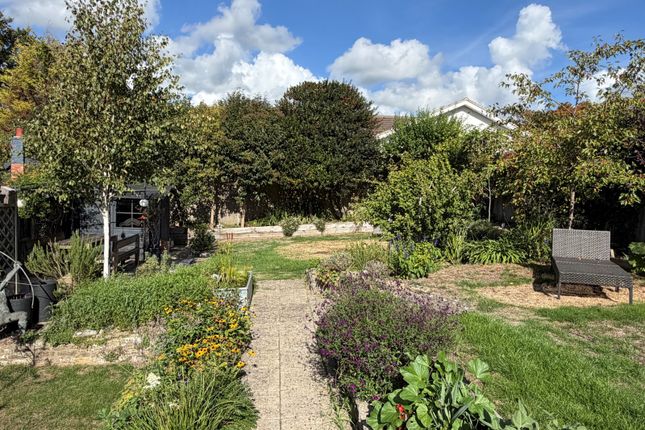 19, Varndean Gardens, East Sussex photo 3