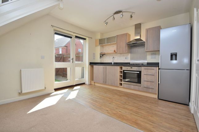132, Timken Way South, Northampton photo 3