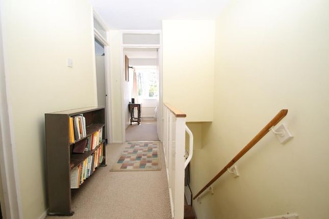 22, Connaught Crescent, Woking photo 3