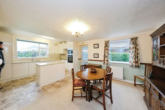 24, Woodland Road, Mansfield photo 4