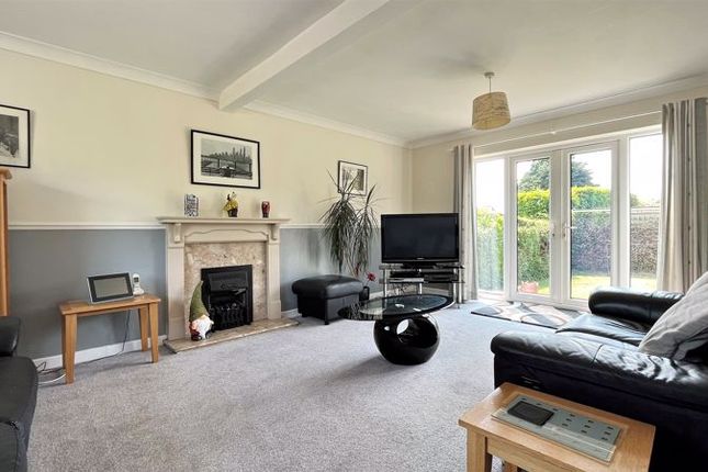 41, Monmouth Court, Chard photo 3