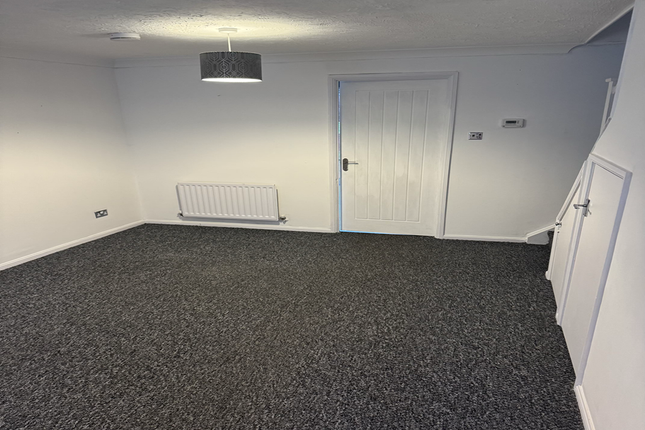 14, Orchid Close, Sheerness photo 4
