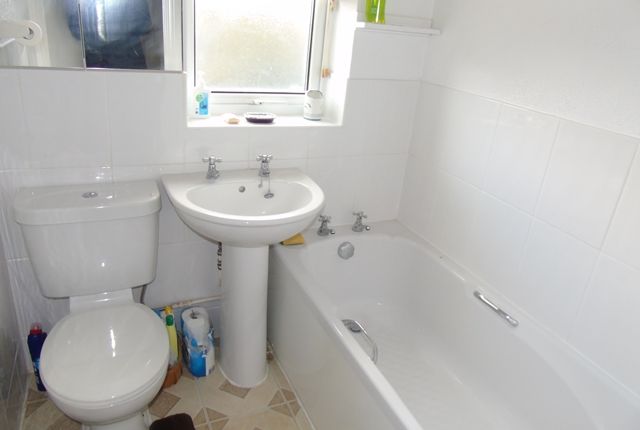 Terraced house for sale in Mayfield Road, Luton LU2, Luton,