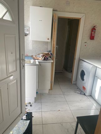 Thumbnail Flat to rent in Beechwood Road, Luton