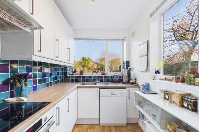 31, Peak House Road, Birmingham photo 4