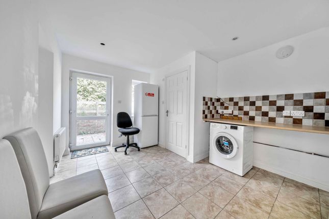 27 Chatham Road, Winchester photo 4