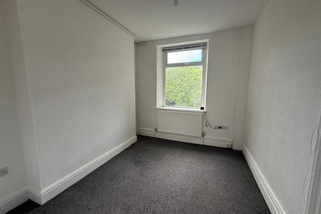 143a (Top Floor), North Road, Rhondda Cynon Taff photo 5